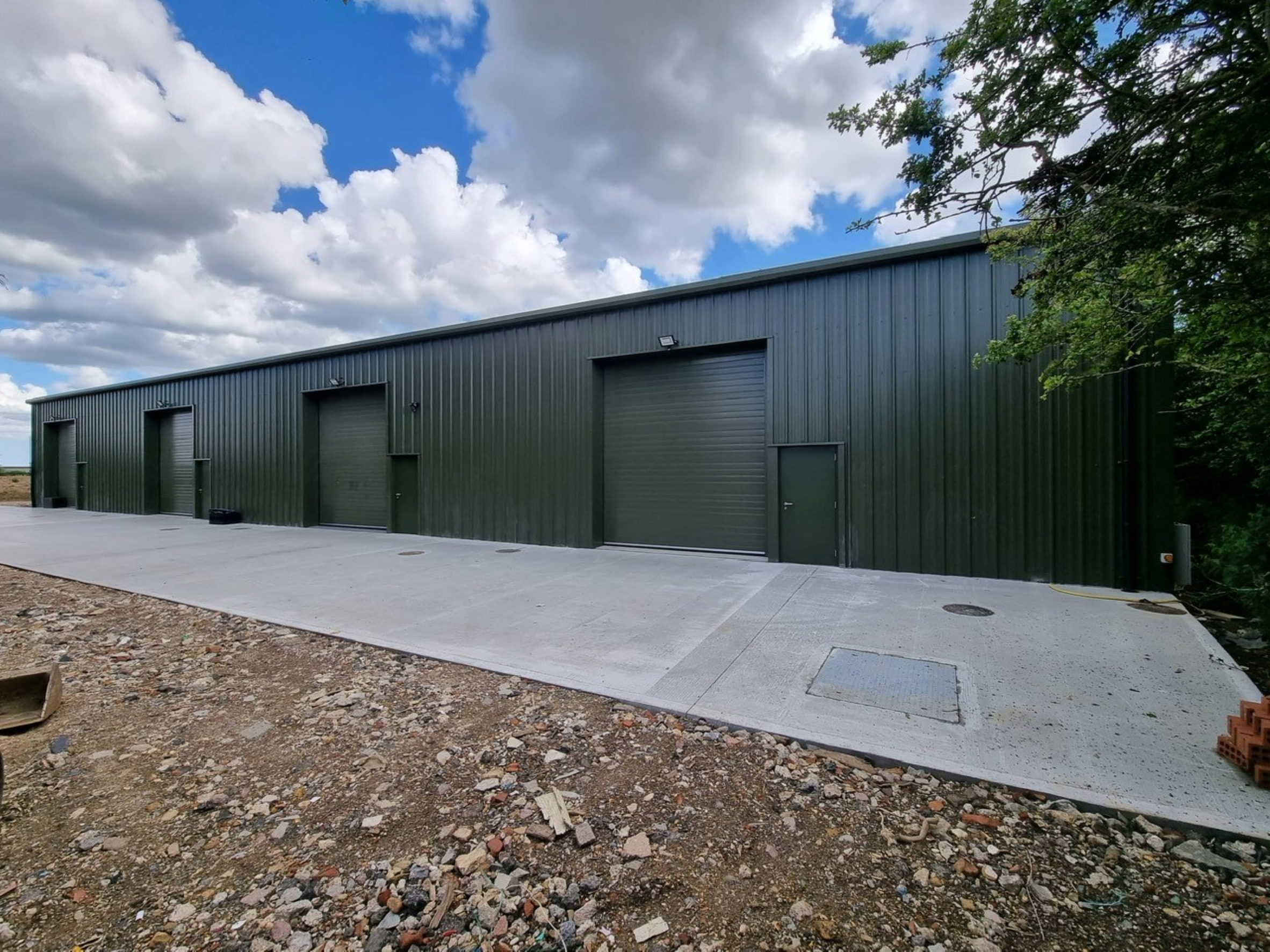 4 Storage units for the farm